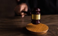 La sifilide giudiziaria